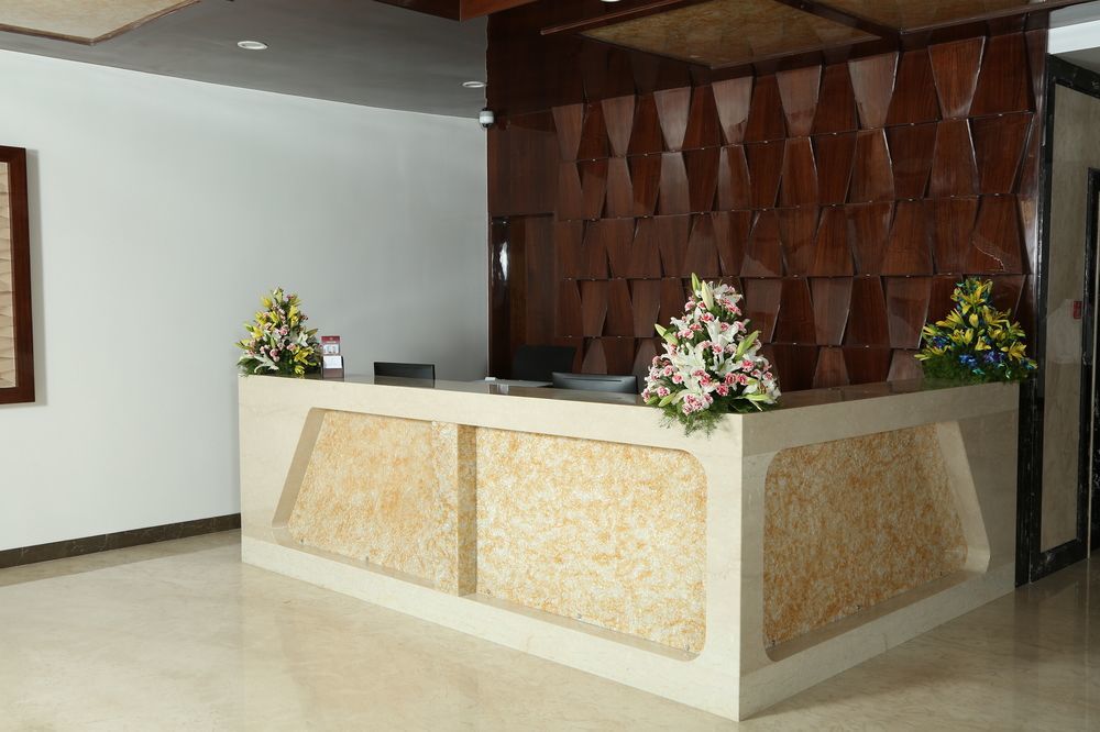 I V Sanctum Hotel Bangalore Dış mekan fotoğraf