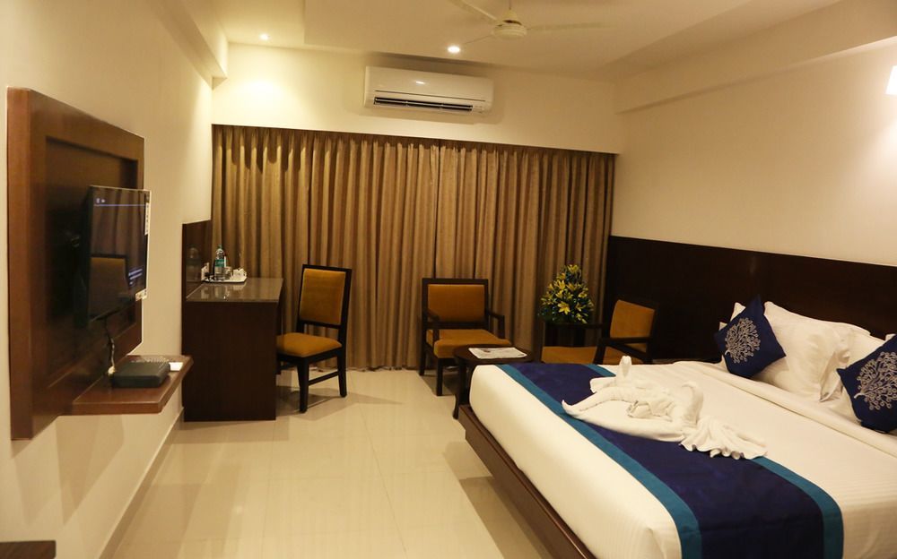 I V Sanctum Hotel Bangalore Dış mekan fotoğraf