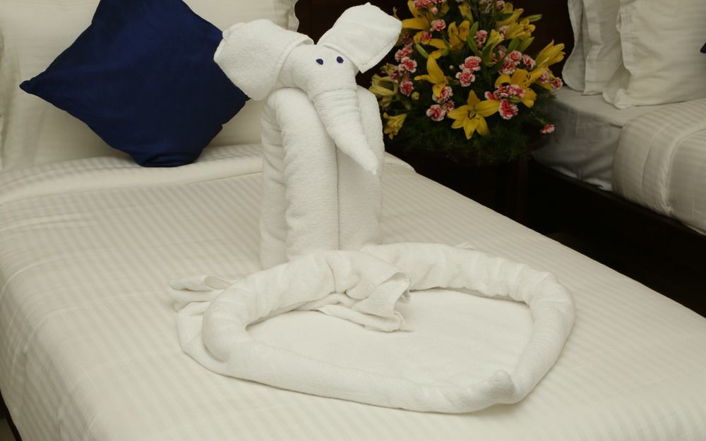 I V Sanctum Hotel Bangalore Dış mekan fotoğraf