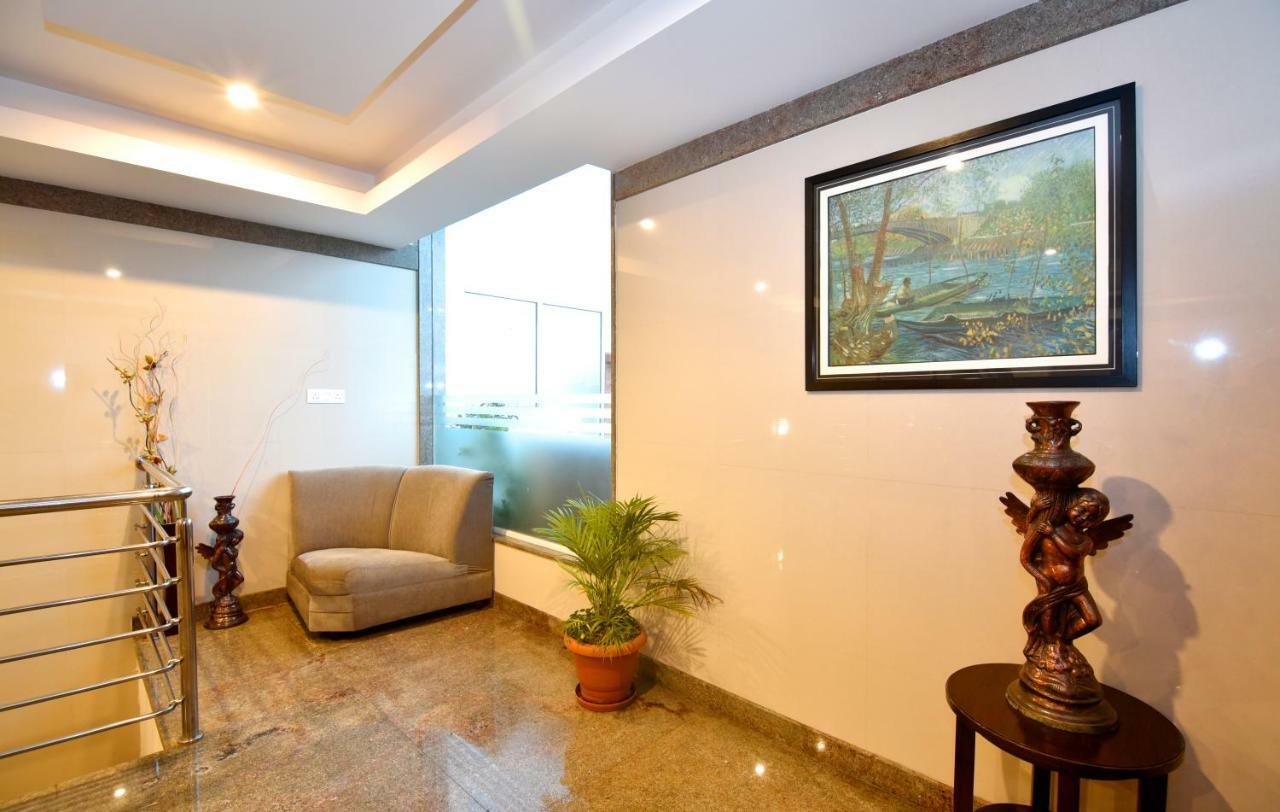 I V Sanctum Hotel Bangalore Dış mekan fotoğraf