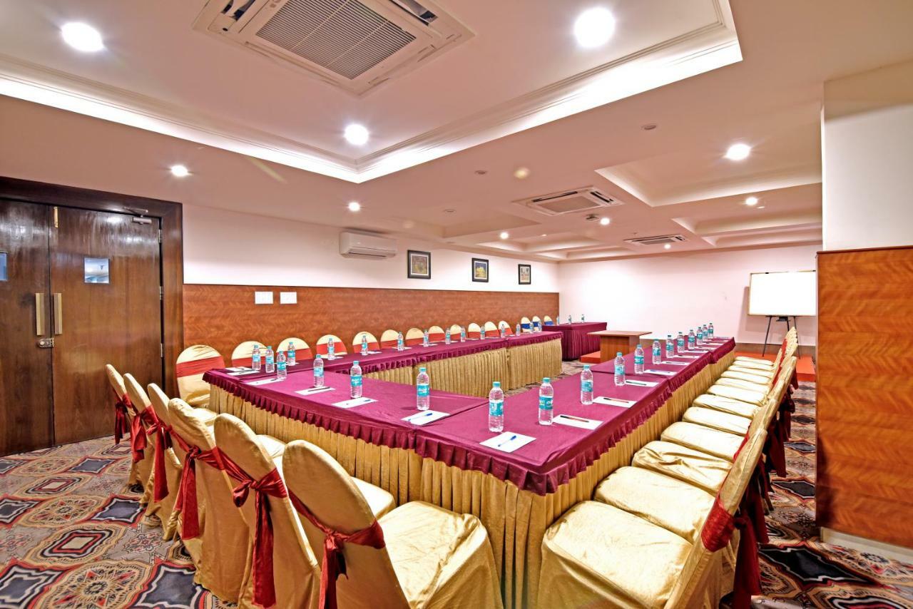 I V Sanctum Hotel Bangalore Dış mekan fotoğraf