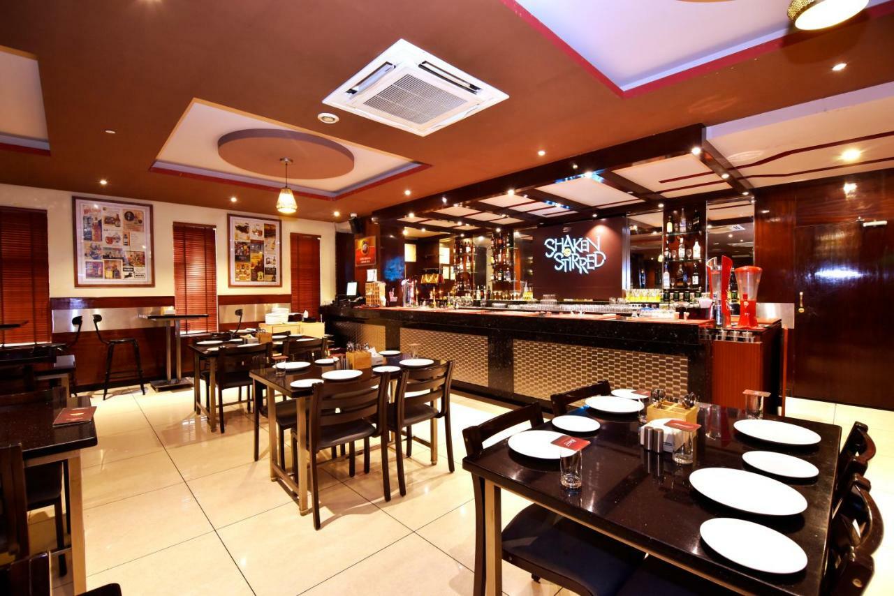 I V Sanctum Hotel Bangalore Dış mekan fotoğraf