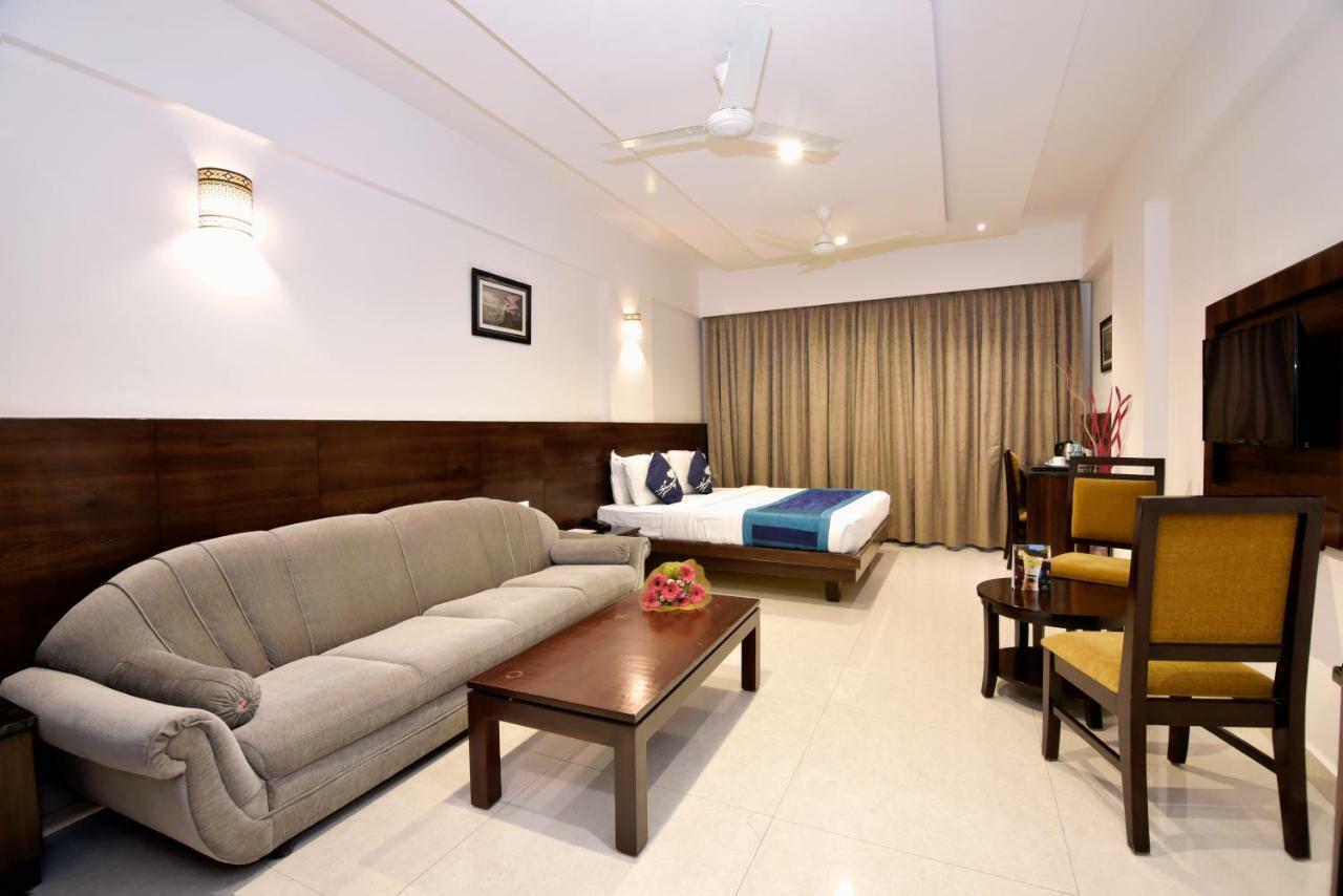 I V Sanctum Hotel Bangalore Dış mekan fotoğraf