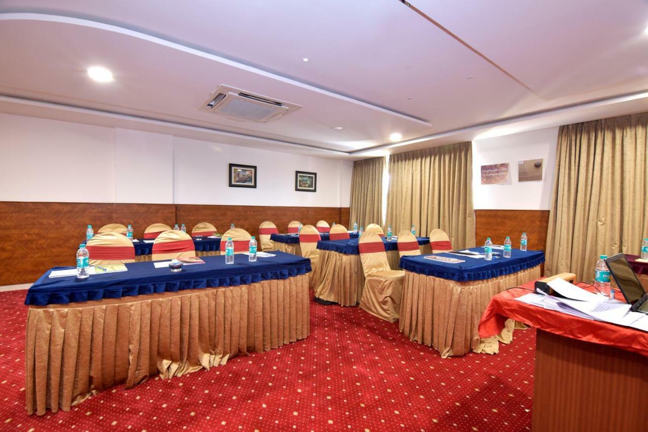 I V Sanctum Hotel Bangalore Dış mekan fotoğraf