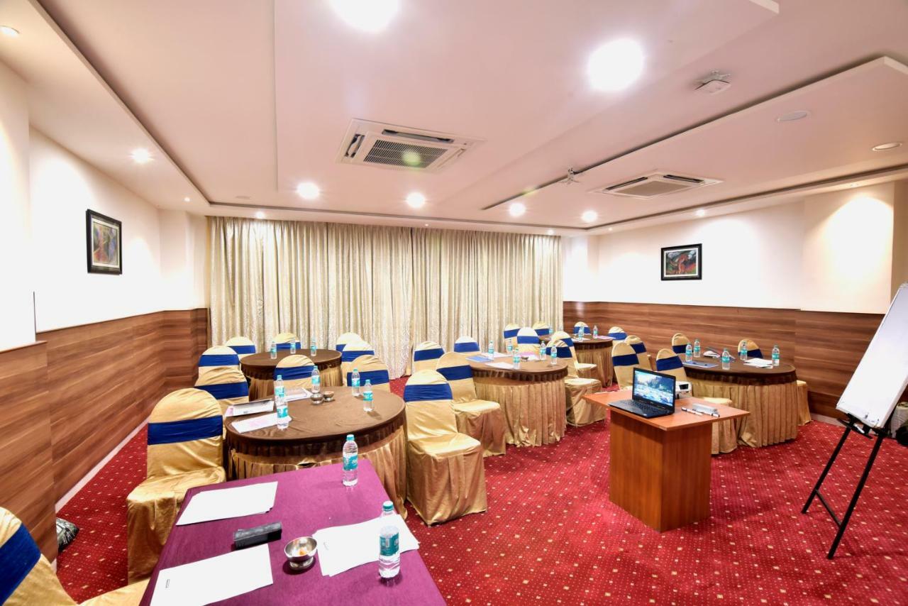I V Sanctum Hotel Bangalore Dış mekan fotoğraf