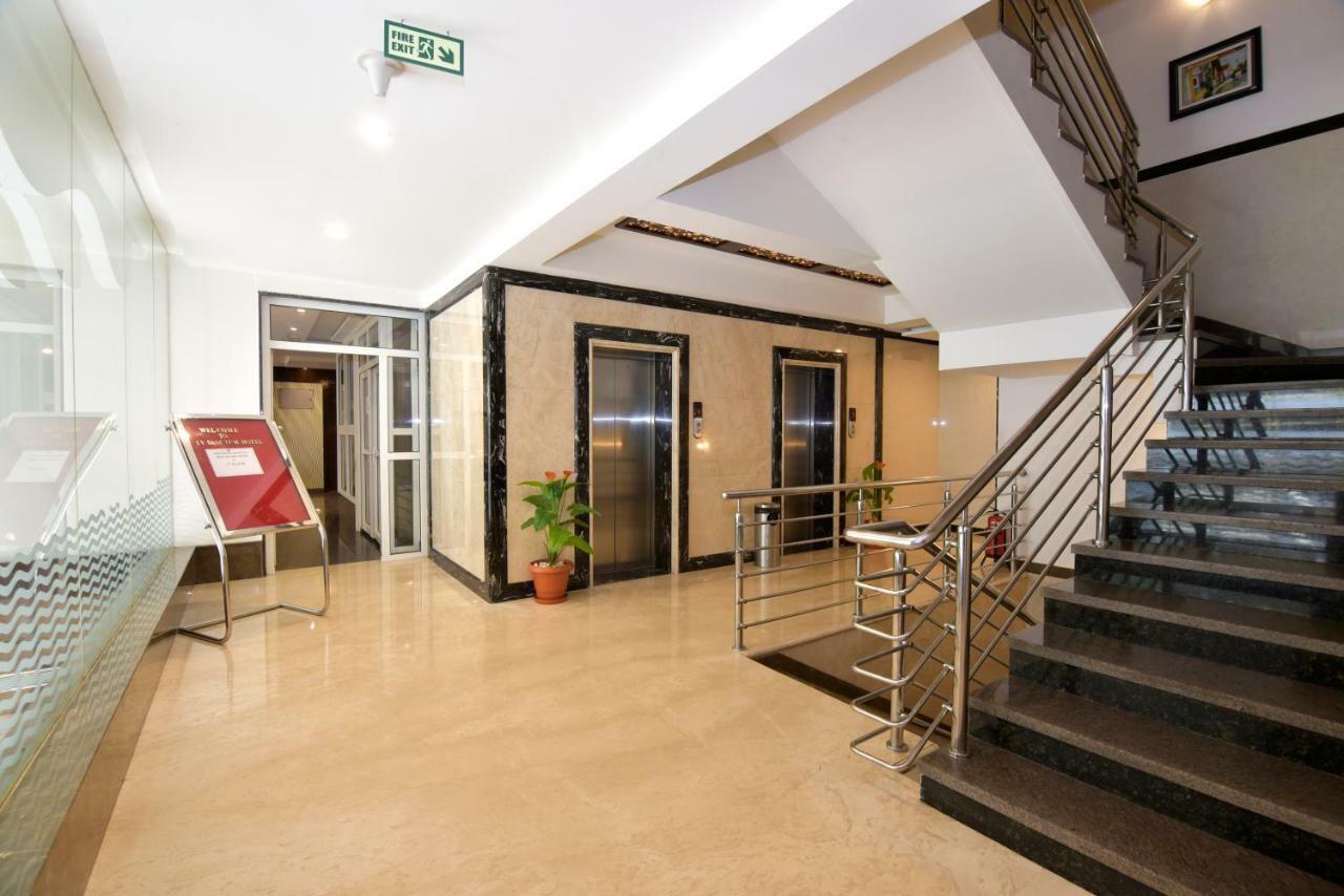 I V Sanctum Hotel Bangalore Dış mekan fotoğraf