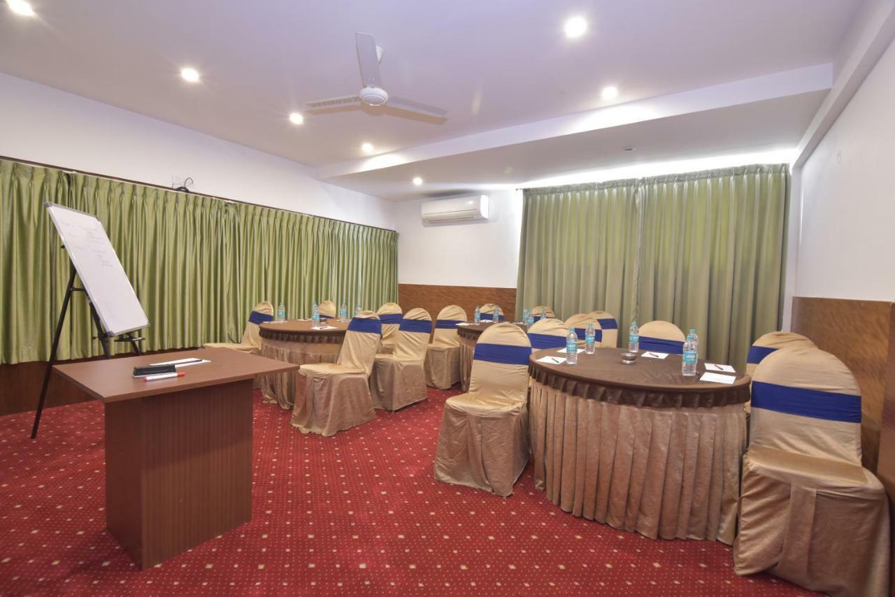 I V Sanctum Hotel Bangalore Dış mekan fotoğraf
